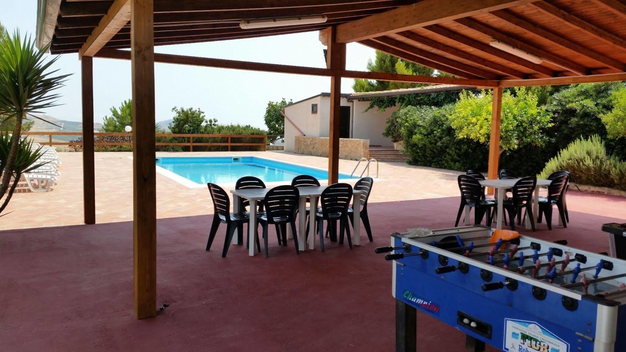 Ville Bellajo Villaggio La Loggia Esterno foto